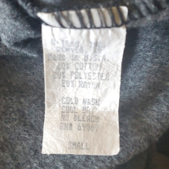 Harvard University Sweatshirt - Picture 15 of 15